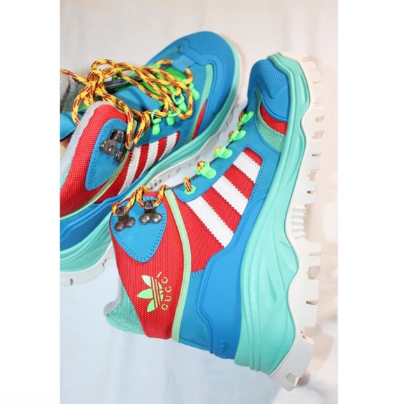 *NIB* GUCCI x Adidas Boots - Picture 5 of 7
